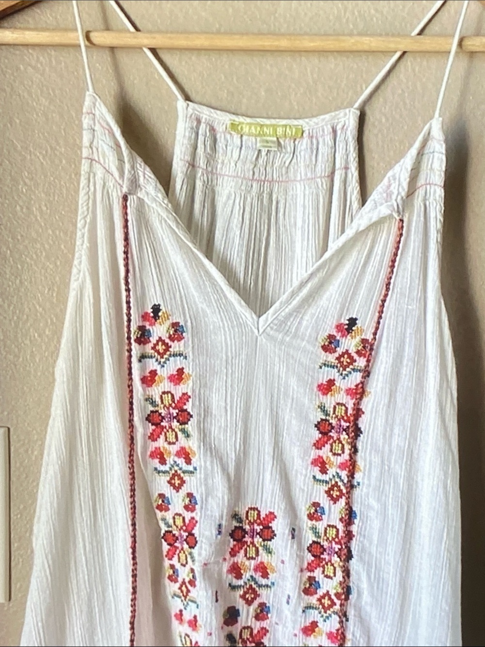 Gianni Bini White Embroidered Mini Dress with Multicolor Floral Accents